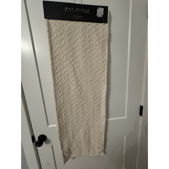 Max Studio Home Cream Table Runner 16” X 90” NWT - Picture 9 of 9